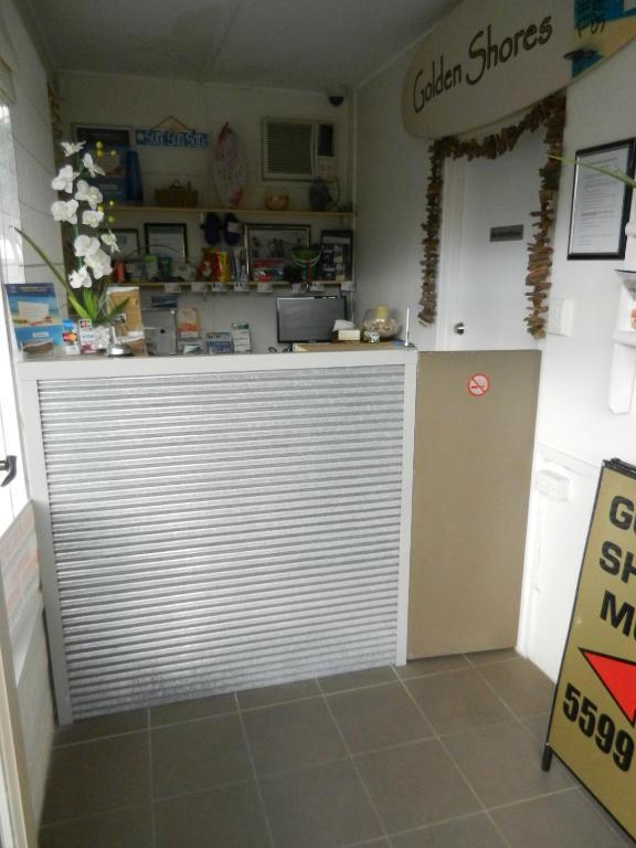 Golden Shores Motel Bilinga Экстерьер фото